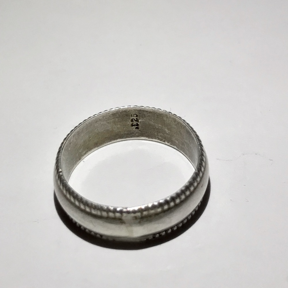 Vintage silver ring